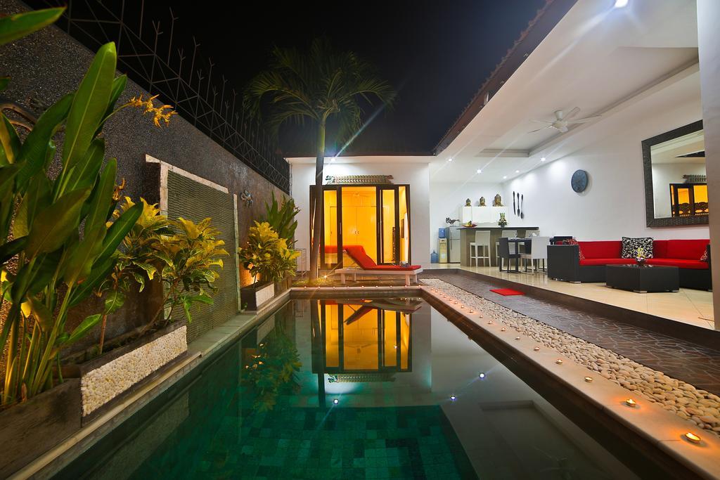 Bali Cinta Villa Seminyak Esterno foto