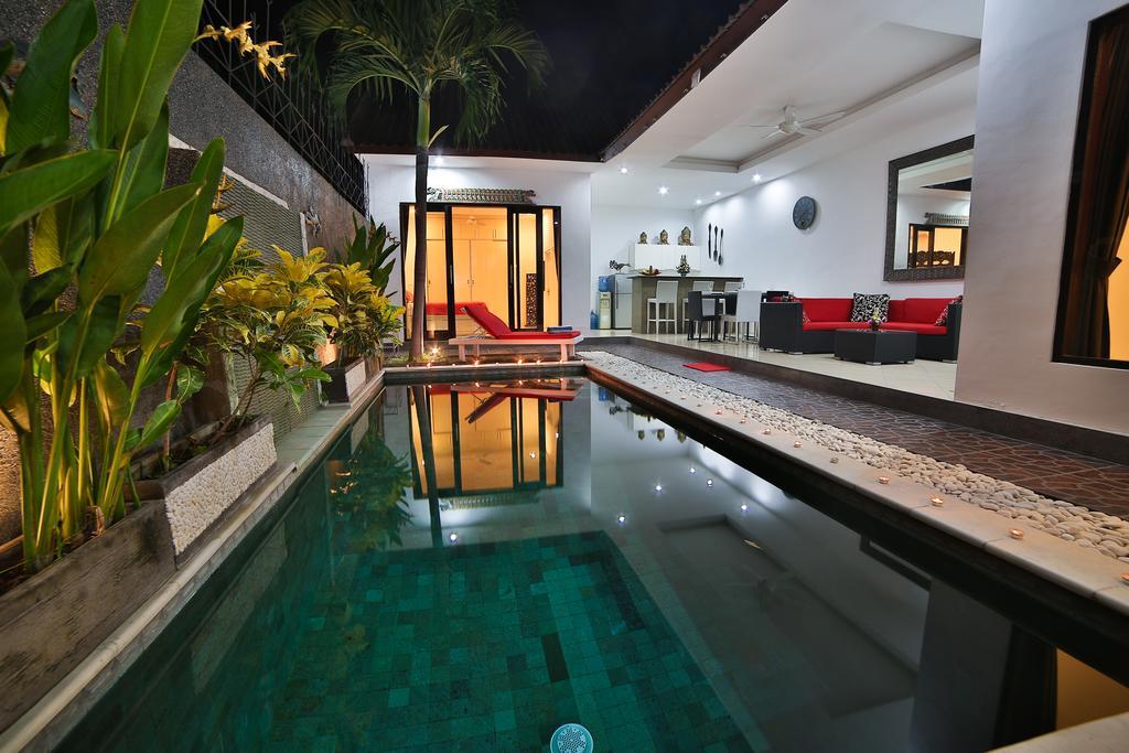 Bali Cinta Villa Seminyak Esterno foto
